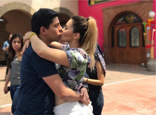 'Gomita' se comprometió el pasado 5 de marzo con Alberto González, hijo del boxeador 'La Chiquita' González, con quien se piensa casar el próximo año en febrero.