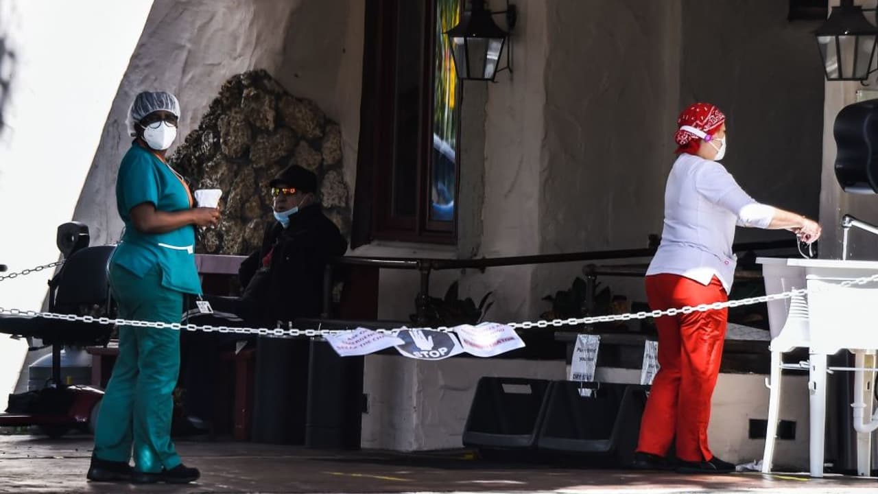 Mueren otros 14 ancianos por coronavirus en un asilo de Miami Springs: en total hay más 100 contagiados