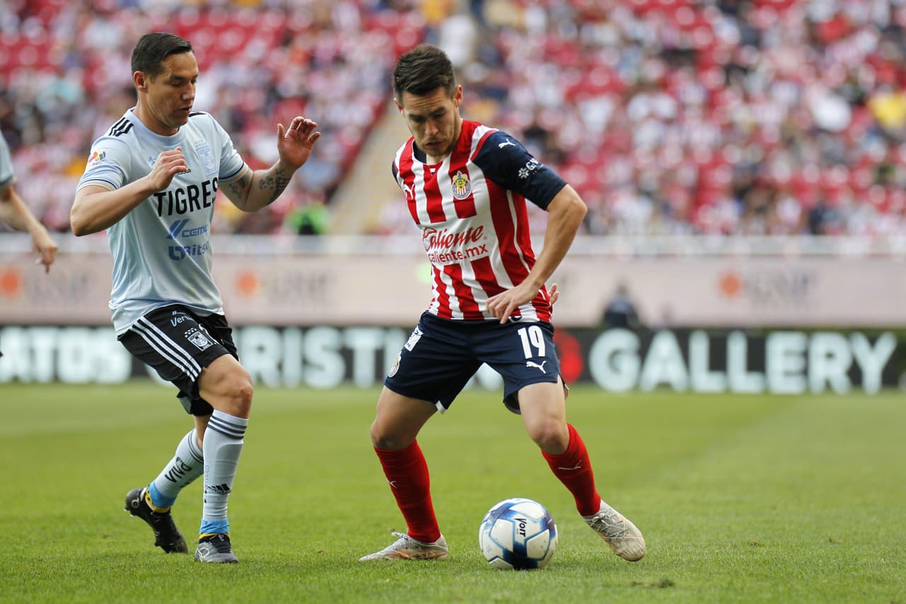 Loa franceses participan en dos de las tres anotaciones de Tigres, comandan la victoria 1-3 sobre las Chivas y llegan a 10 puntos.