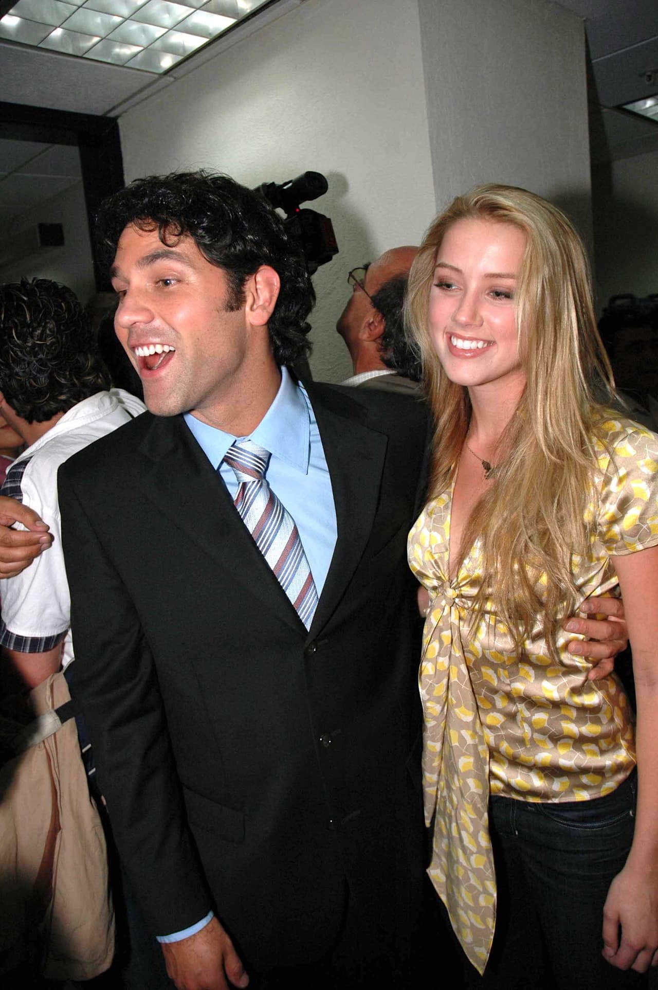 <b>Amber Heard y Valentino Lanus </b>
<br>Antes del sonado matrimonio y posterior divorcio de la estadounidense con Johnny Depp, 
<a href="https://www.univision.com/famosos/amber-heard-hija-oonagh-vientre-subrogado">Amber Heard</a> tuvo una relación con Valentino Lanus.