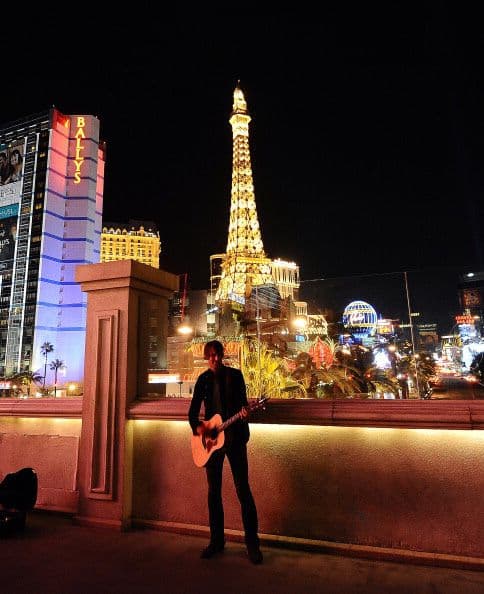 Tiene seis por ciento menos empleos que en diciembre de 2007.