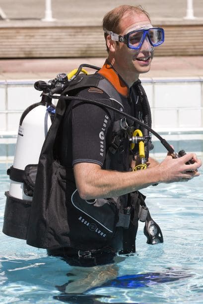 William se dio un alegre chapuzón