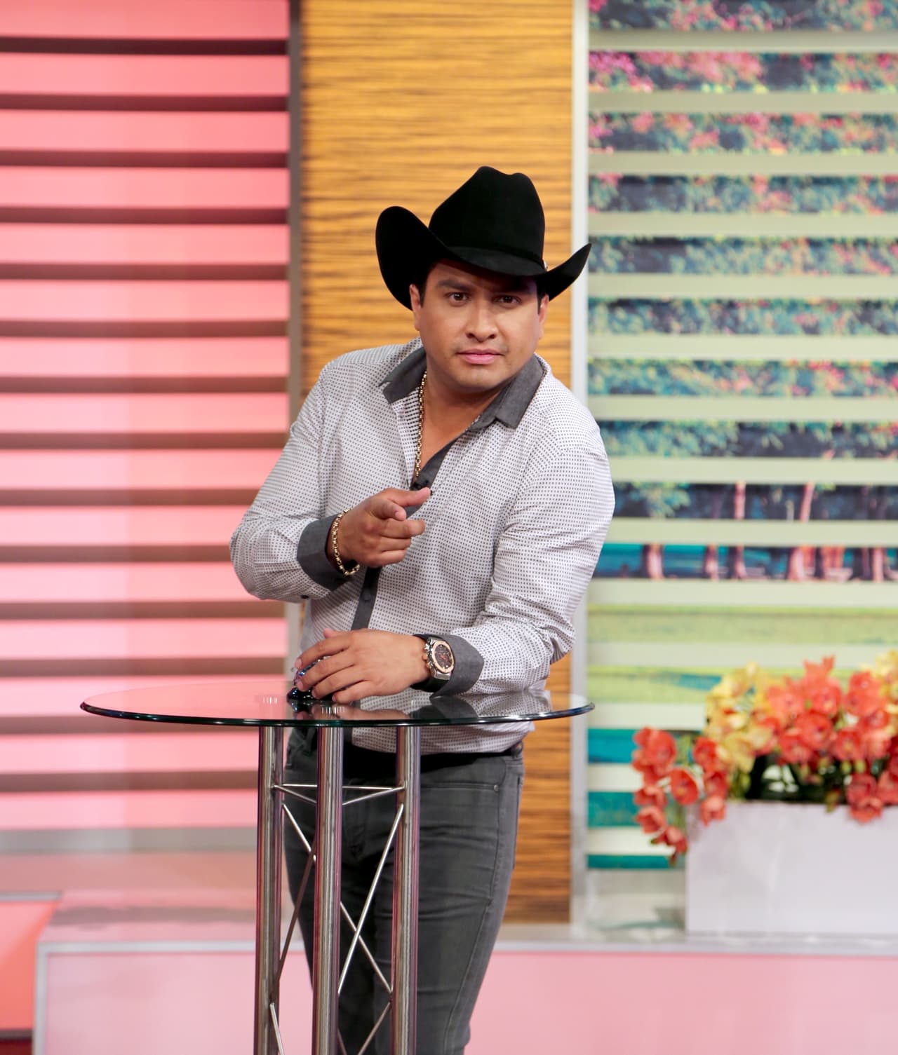 "Sea niño o sea niña 
<b>tiene que llevar mi nombre</b>, ahora sí, ya estuvo. O sea que tiene que ser un Julio o una Julia, no sé", dijo en entrevista para el programa 
<b><a href="https://www.youtube.com/watch?v=eA8YNPiAmu8" target="_blank">'Ventaneando'.</a></b>