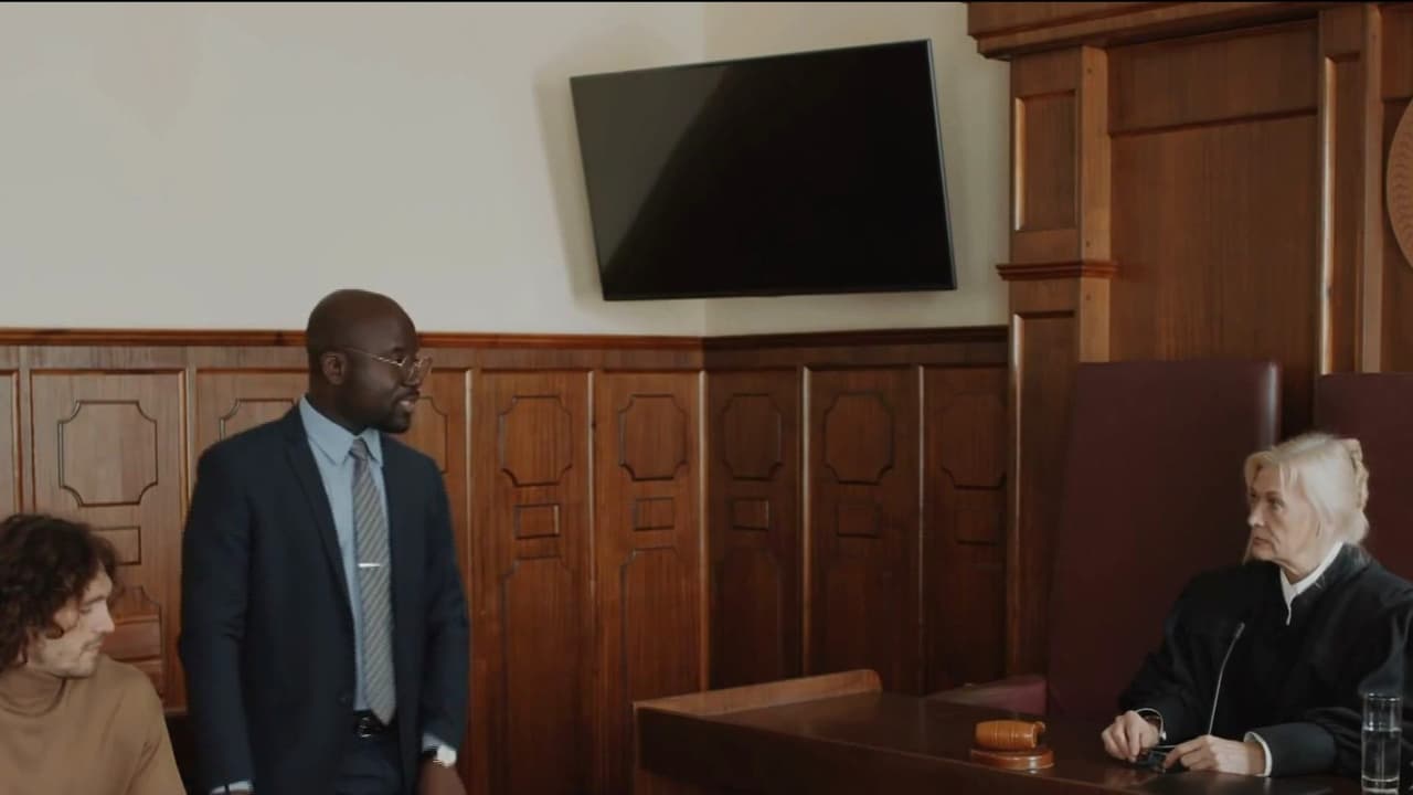 Autoridades advierten de incremento en abogados falsos de inmigración: ¿cómo reconocerlos?