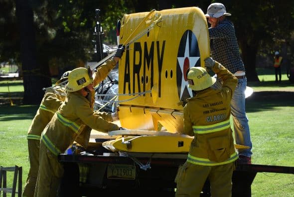 Y una de las alas en otro vehículo.