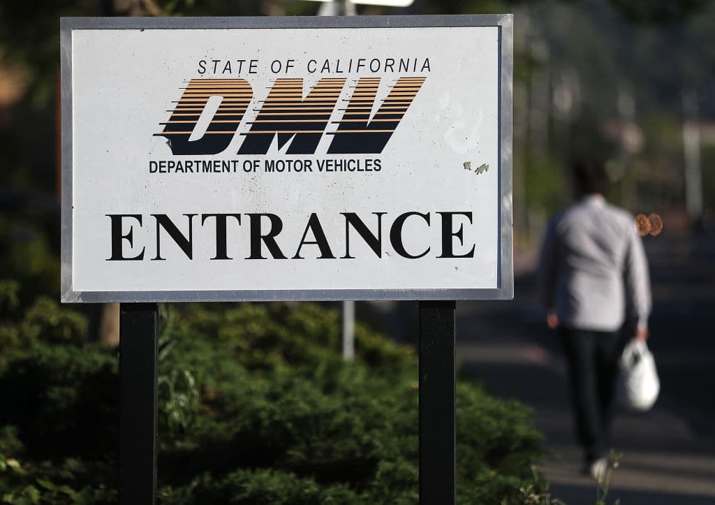 Oficinas del DMV en California cerrarán por medio día para capacitar a sus empleados