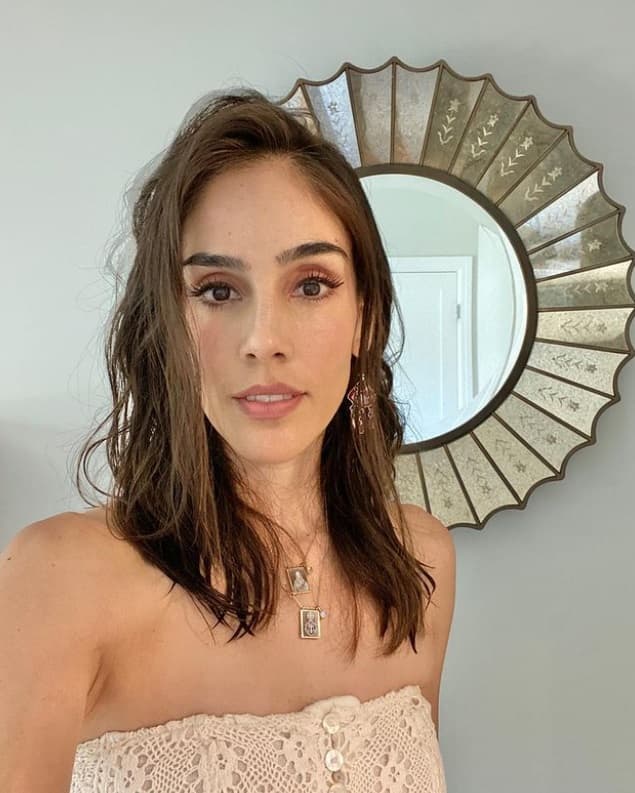 Sandra Echeverría 
<b>se propuso una meta</b>: balancear su vida profesional y familiar.