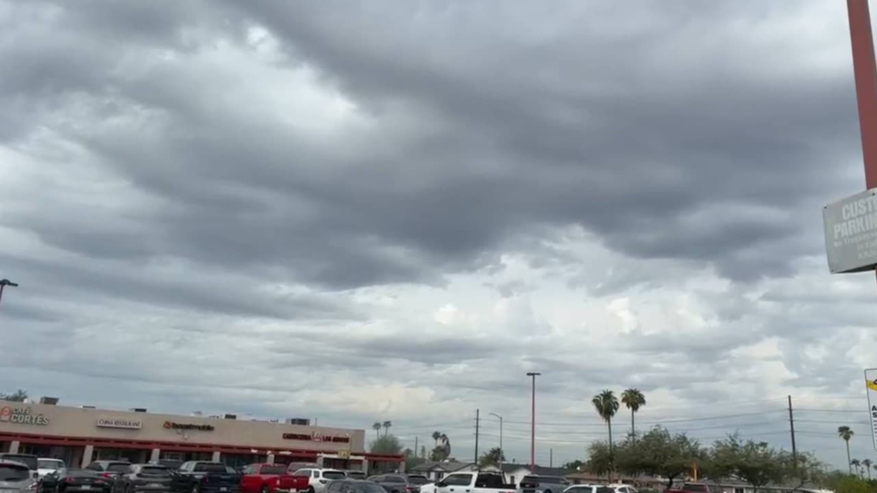 Avisos de tornado y alerta por tormentas e inundaciones se extienden sobre Arizona