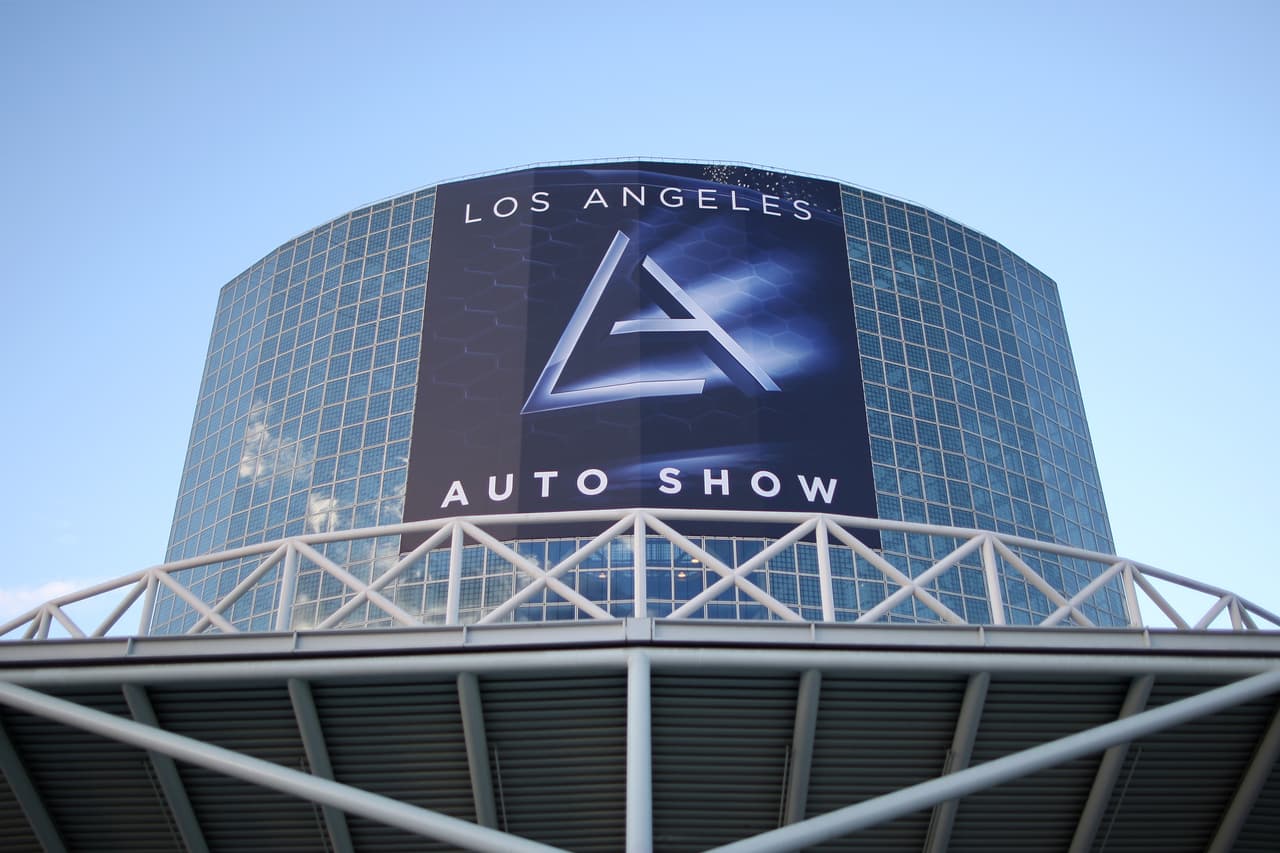 Hasta el momento no se conoce por cuanto tiempo el hogar del Auto Show servirá como hospital, lo que si se sabe es que la Guardia Nacional ya tomó el control logístico de las instalaciones y se preparan para atender a tantos pacientes como sea posible.