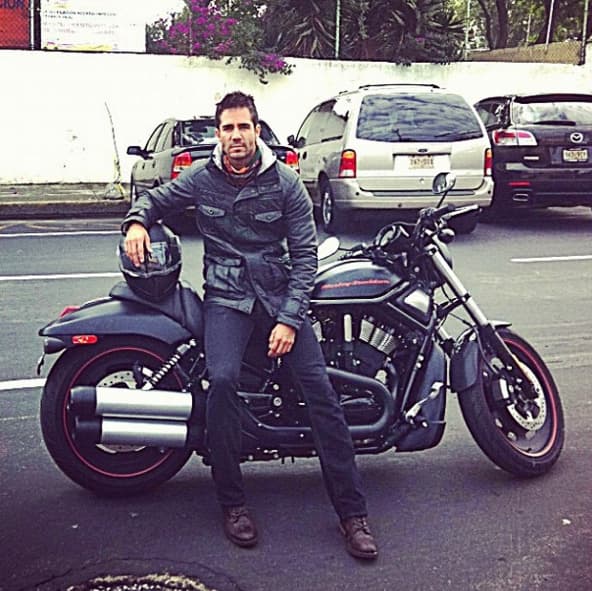 Además no descartó la idea de convertirse en papá, pues dice estar preparado.