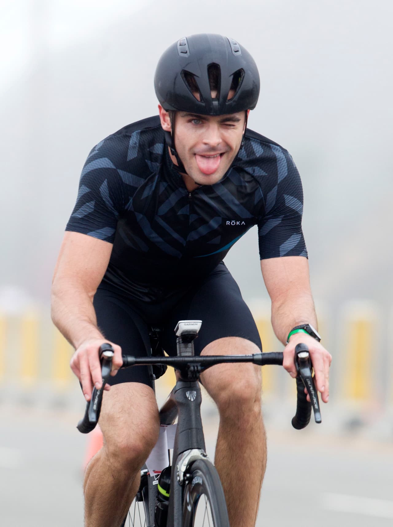 Llegó agotado a la meta.