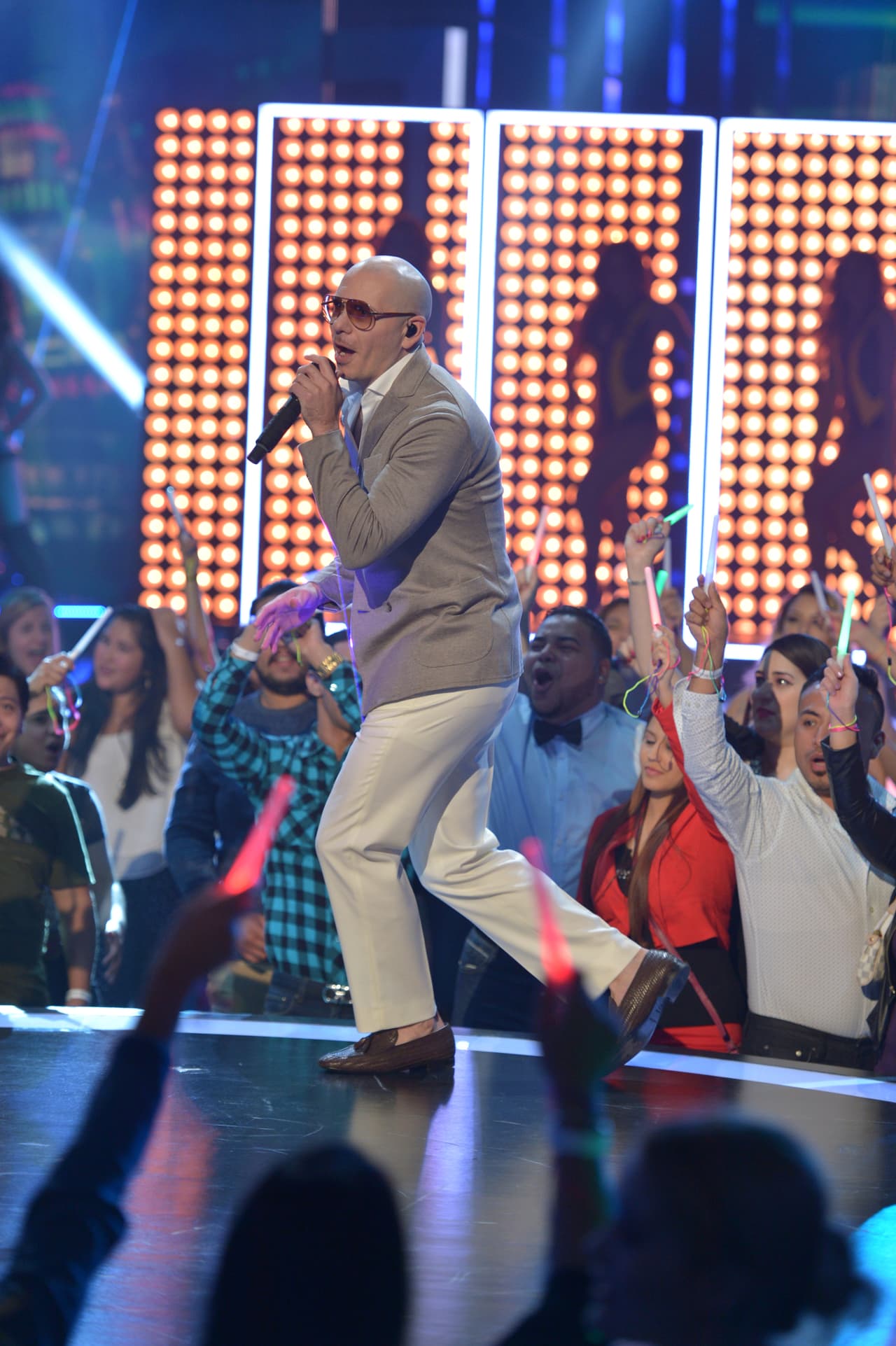 ¡Qué manera de comenzar la décima temporada de Nuestra Belleza Latina! NBL VIP por todo lo alto y Mr. 305 le puso ese elemento de dance con su mega hit, 'El Taxi'.