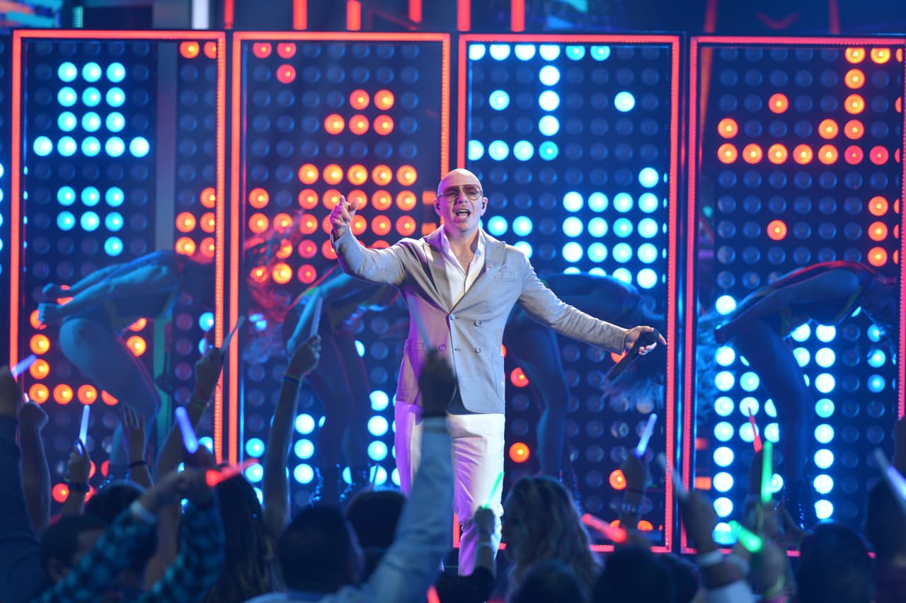 ¡Qué manera de comenzar la décima temporada de Nuestra Belleza Latina! NBL VIP por todo lo alto y Mr. 305 le puso ese elemento de dance con su mega hit, 'El Taxi'.