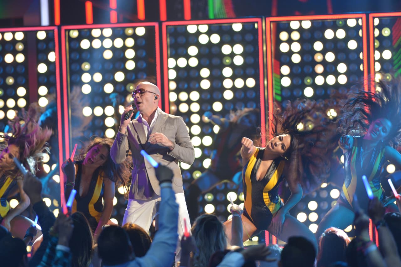 ¡Qué manera de comenzar la décima temporada de Nuestra Belleza Latina! NBL VIP por todo lo alto y Mr. 305 le puso ese elemento de dance con su mega hit, 'El Taxi'.