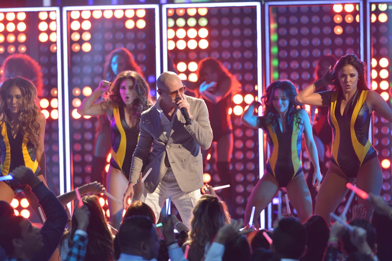 ¡Qué manera de comenzar la décima temporada de Nuestra Belleza Latina! NBL VIP por todo lo alto y Mr. 305 le puso ese elemento de dance con su mega hit, 'El Taxi'.