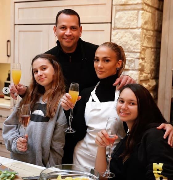 De acuerdo con la publicación, hay 
<b>nueve razones</b> por las cuales 'La Diva del Bronx' se llevó el nombramiento de 2019.