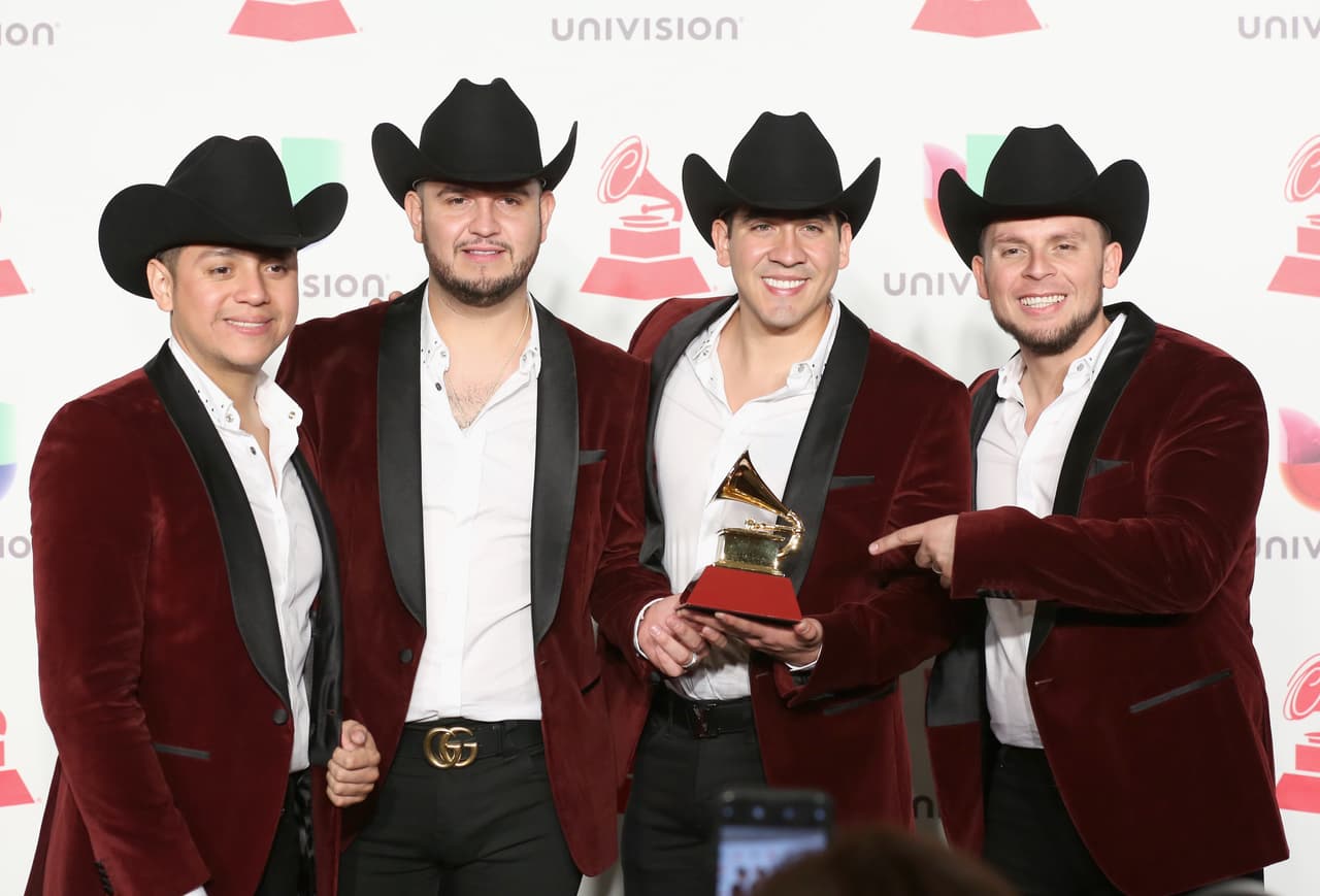<b>CALIBRE 50</b> - Mejor Álbum de Música Norteña: 'Guerra de poder'. (Empate con Pesado).
