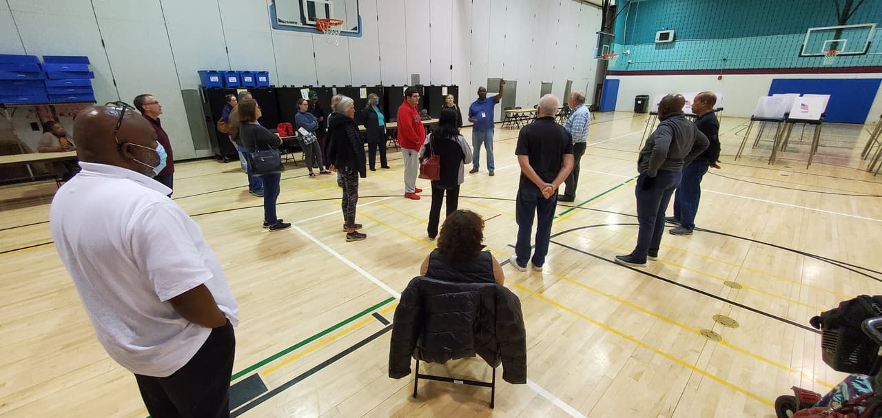 En los centros de votación también se puede hacer el registro para votar por primera vez y actualización de domicilio.