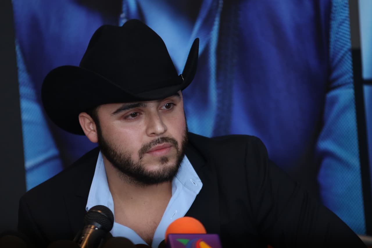 Gerardo Ortiz enfurece a ‘jaliscienses’ por el corrido de ‘El M’