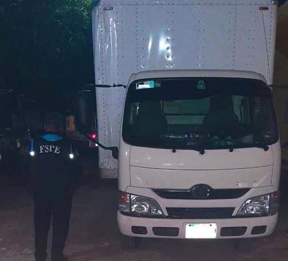 De acuerdo con 
<b><a href="https://twitter.com/RioRomamx/status/1210473230441598976" target="_blank">su tuit</a></b>, a los artistas se les sustrajo "todo" su equipo, el cual era transportado en un remolque. Es la segunda ocasión que esto les sucede. En el año 2018, su equipo también fue asaltado en una carretera del estado de Michoacán y 
<b><a href="https://www.univision.com/shows/primer-impacto/a-un-ano-del-robo-de-sus-instrumentos-el-grupo-rio-roma-recibe-buenas-noticias-video" target="_blank">fue recuperado hasta mayo de 2019. </a></b>