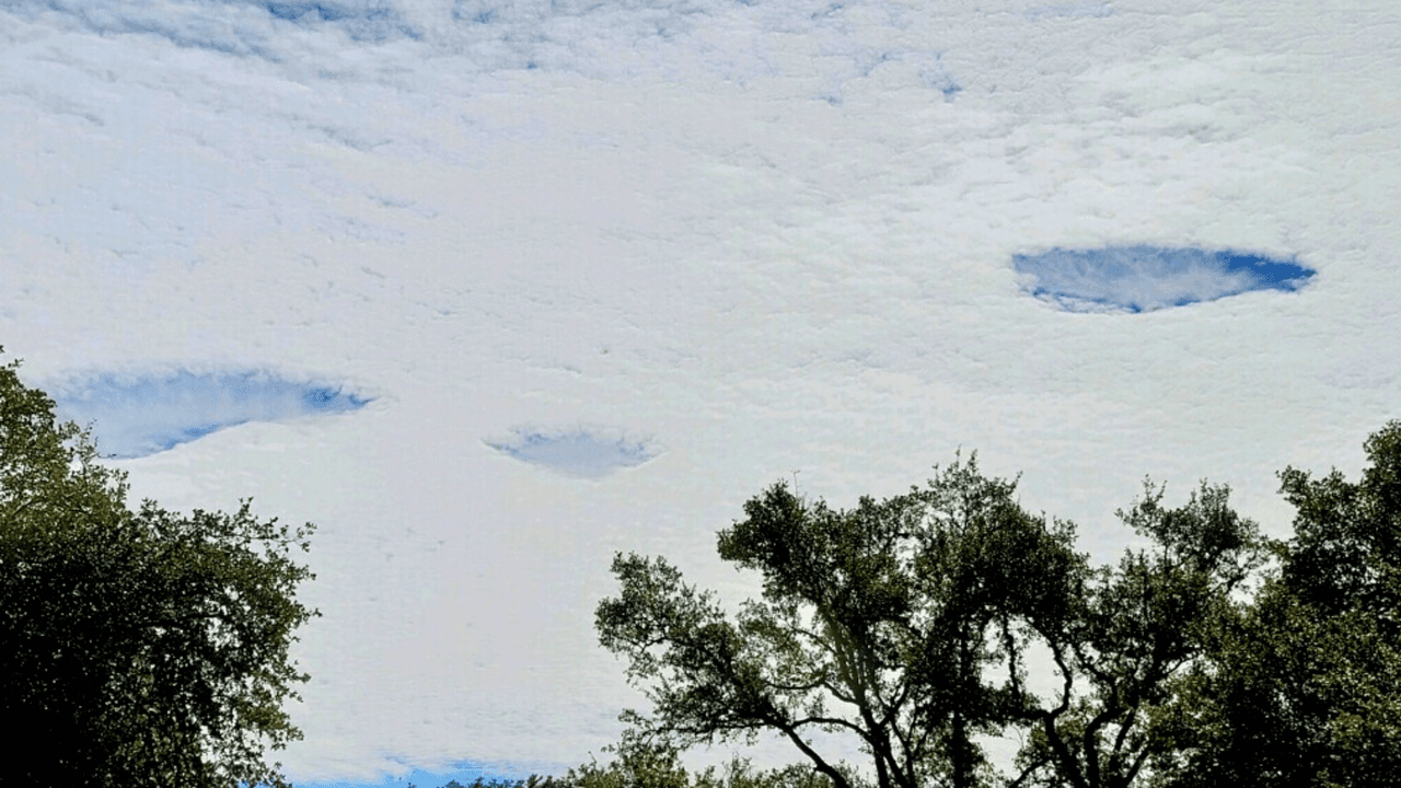 Captan nubes con agujeros en San Antonio. Esta es la explicación del fenómeno
