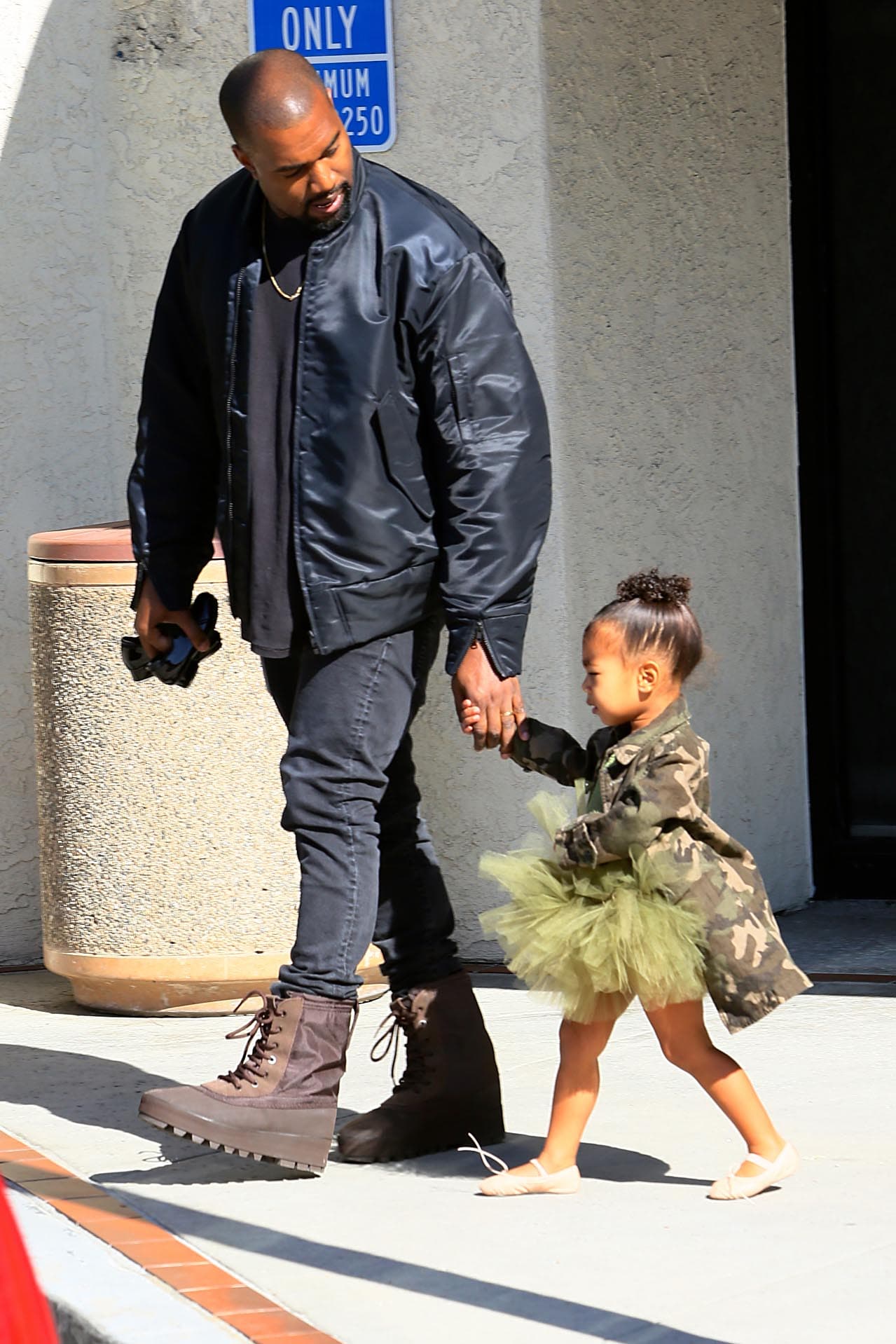 Pero no hay nada más dulce que verlo junto a su hijita.