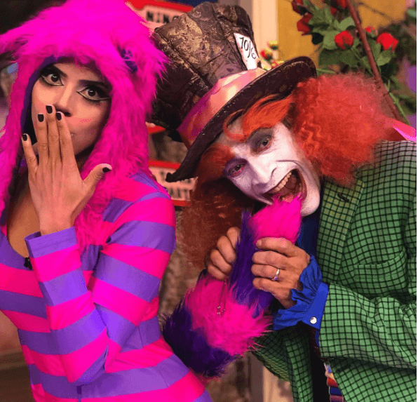 Mientras que Francisca Lachapel fue 'El Gato Chesire' y Johnny Lozada 'El Sombrerero Loco'.