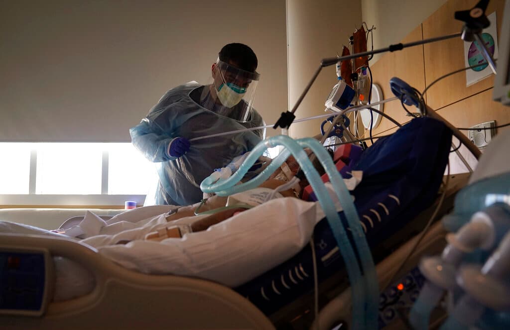 Coronavirus: Brigadas de FEMA llegan para apoyar los hospitales a capacidad en Pensilvania 