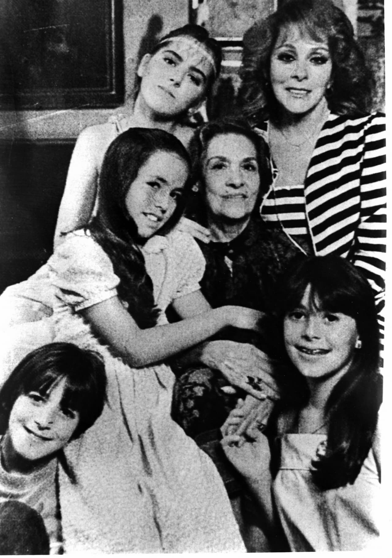 La artista se convirtió en la cabeza de una dinastía de talentosas actrices conformada por sus tres hijas: Sylvia Pasquel, Viridiana Alatriste (fallecida en 1982) y Alejandra Guzmán.