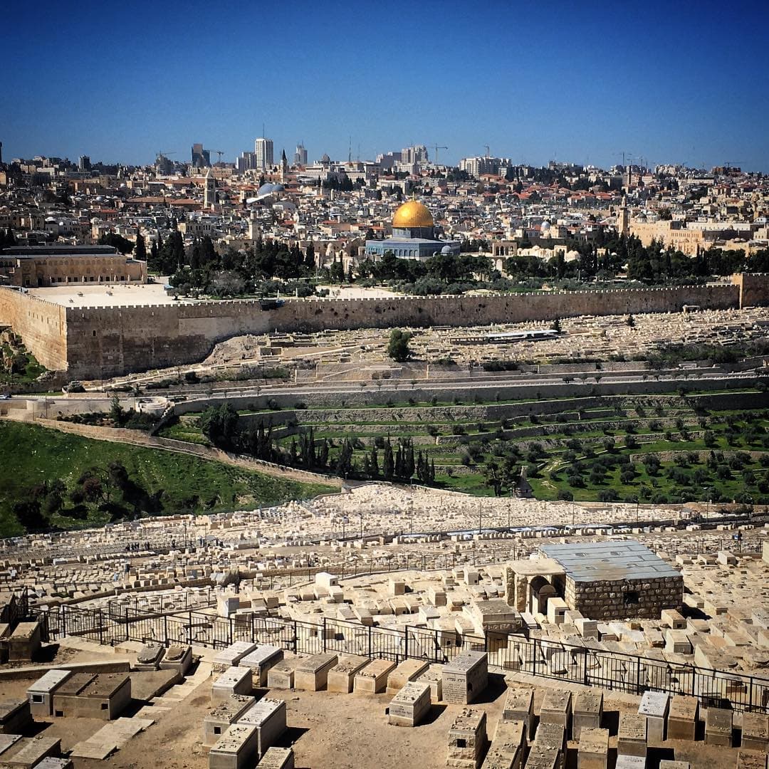 Miren esta postal desde Israel.