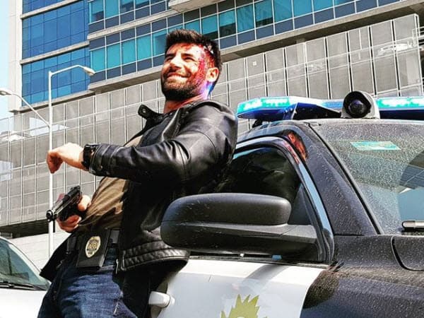 Con esta imagen Juan Colucho reveló que veremos escenas de acción.