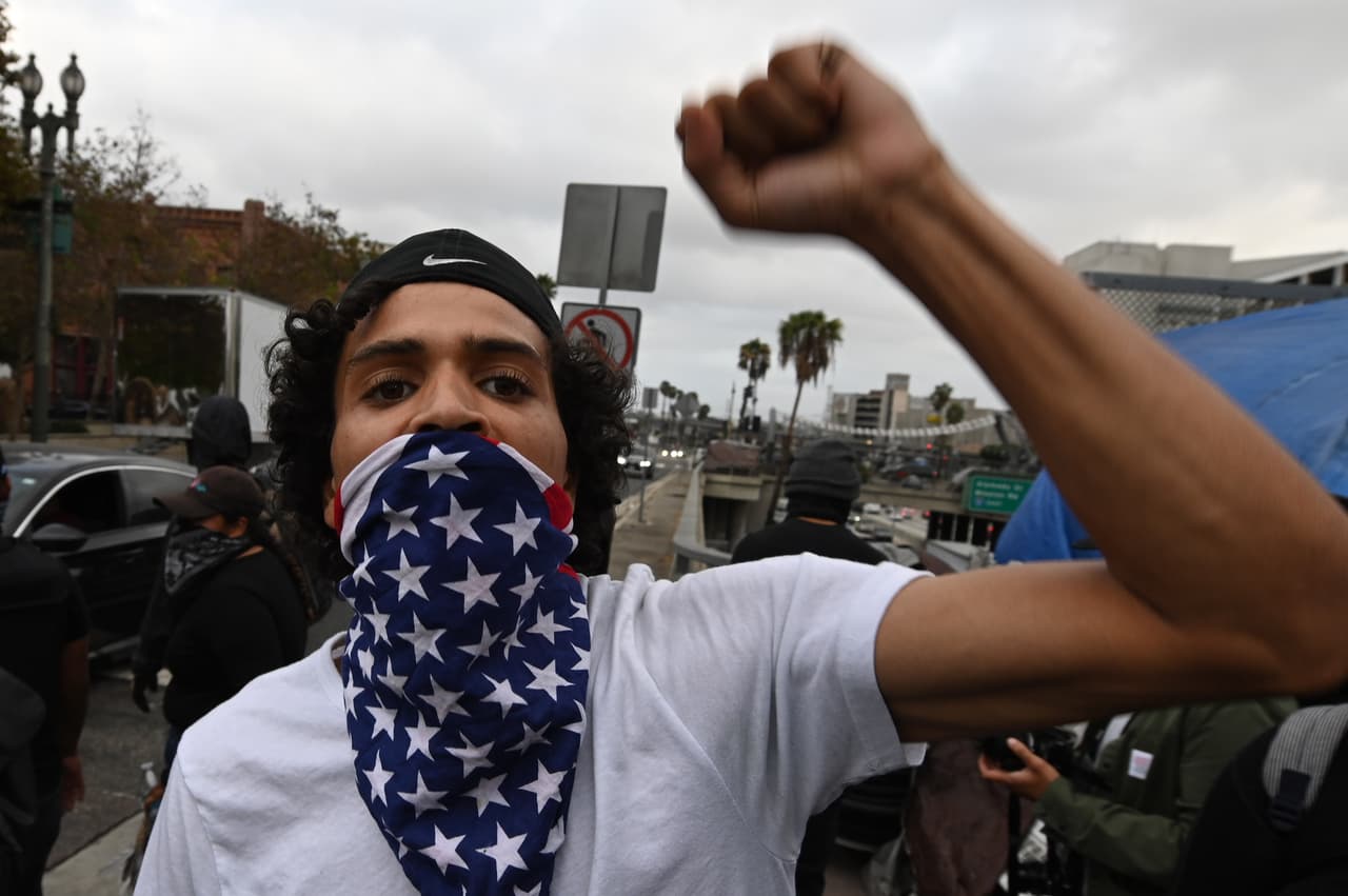 Tres días después de las elecciones estadounidenses en las que hubo una participación récord de 160 millones de votantes, aún no se había declarado un ganador. Sin embargo, este sábado fueron despejadas por las proyecciones de AP.