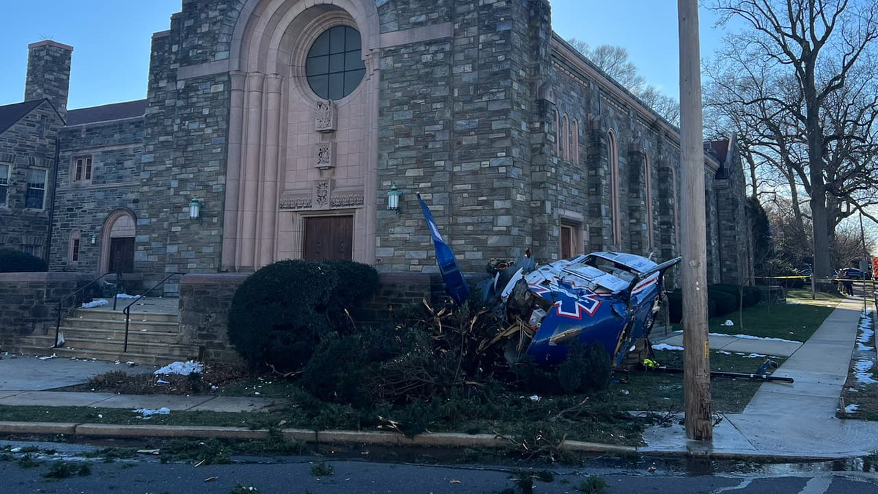 "Es un milagro": cuatro personas, entre ellas un bebé, sobreviven a caída de helicóptero