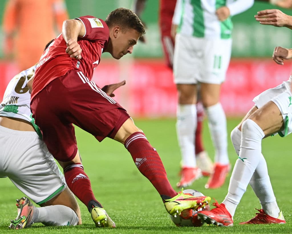 Aunque Robert Lewandowski no aparece, el Bayern Munich vence 1-3 en su visita al Greuther.