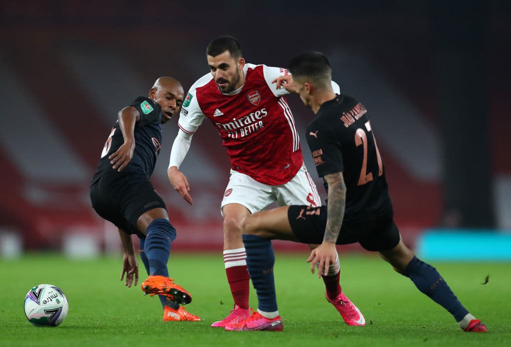 Gabriel Jesus (3’) abrió el marcador para la visita y Lacazette (31’) emparejaba los cartones. Mahrez (54’), Foden (59’) y Laporte (73’) completaron la tremenda goleada en la justa copera.