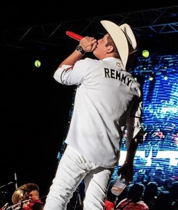 Durante las últimas horas del domingo, el intérprete de 'Mi Princesa' fue puesto a disposición de las autoridades federales en Los Mochis, bajo un fuerte dispositivo de seguridad.