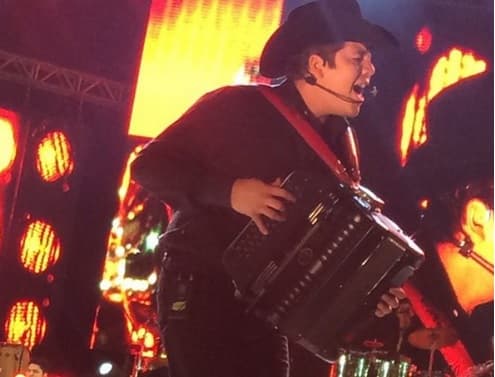 El 24 de septiembre de 2012 un ex miembro de las Fuerzas Especiales del Ejército fue detenido con armas cuando se dirigía a Bacurato, Sinaloa, al norte de México.