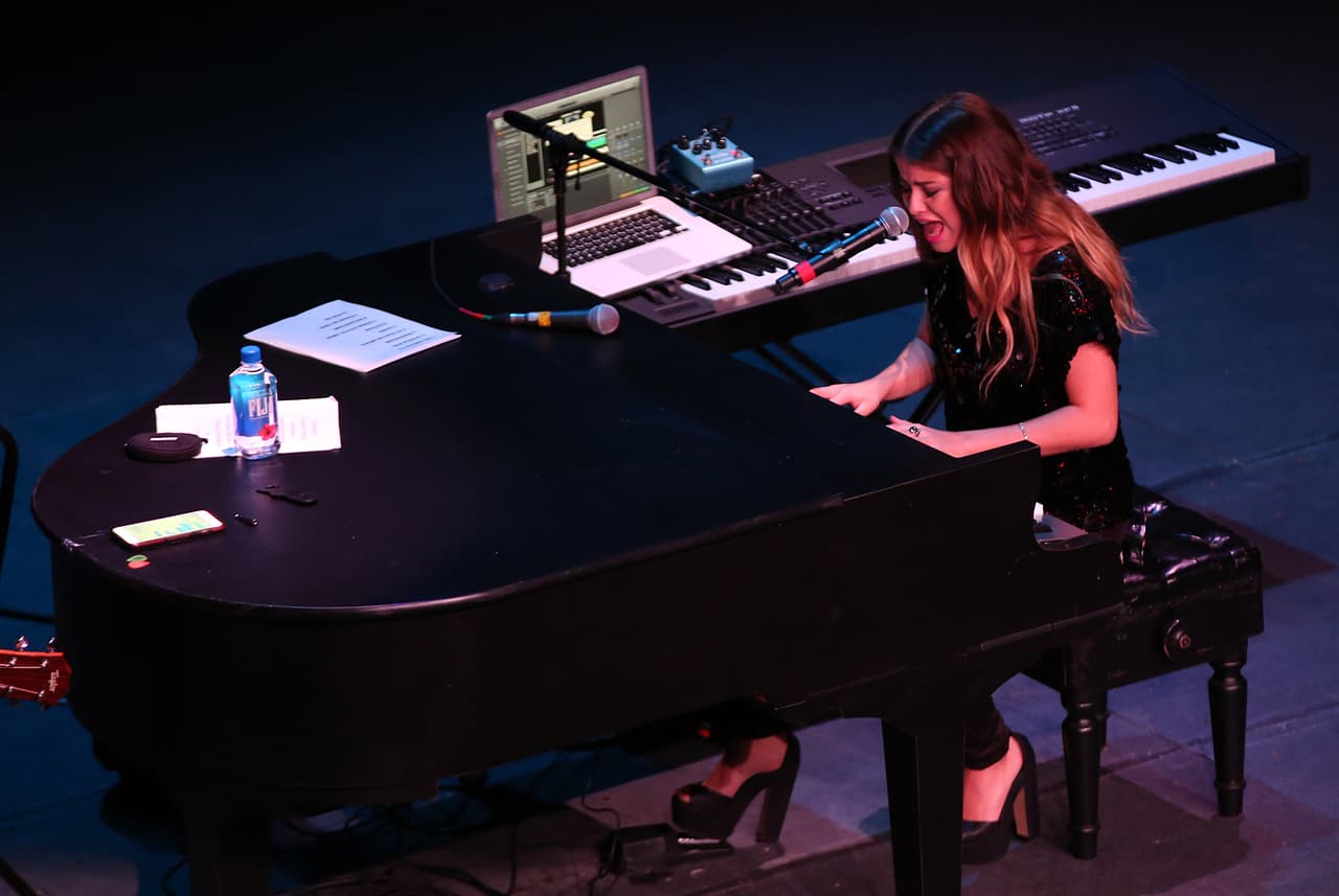 Pablo Alborán y Sofía Reyes embelesaron con su voz y talento a sus fans