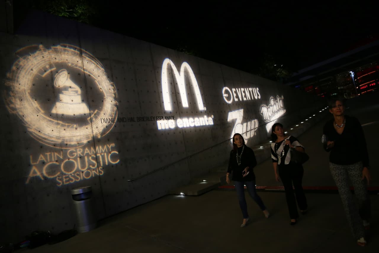 Pablo Alborán y Sofía Reyes embelesaron con su voz y talento a sus fans