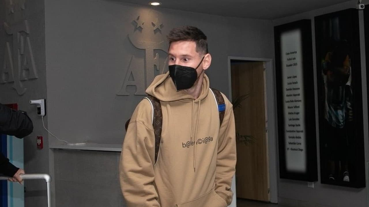 Messi llega a Argentina y se concentra con la albiceleste