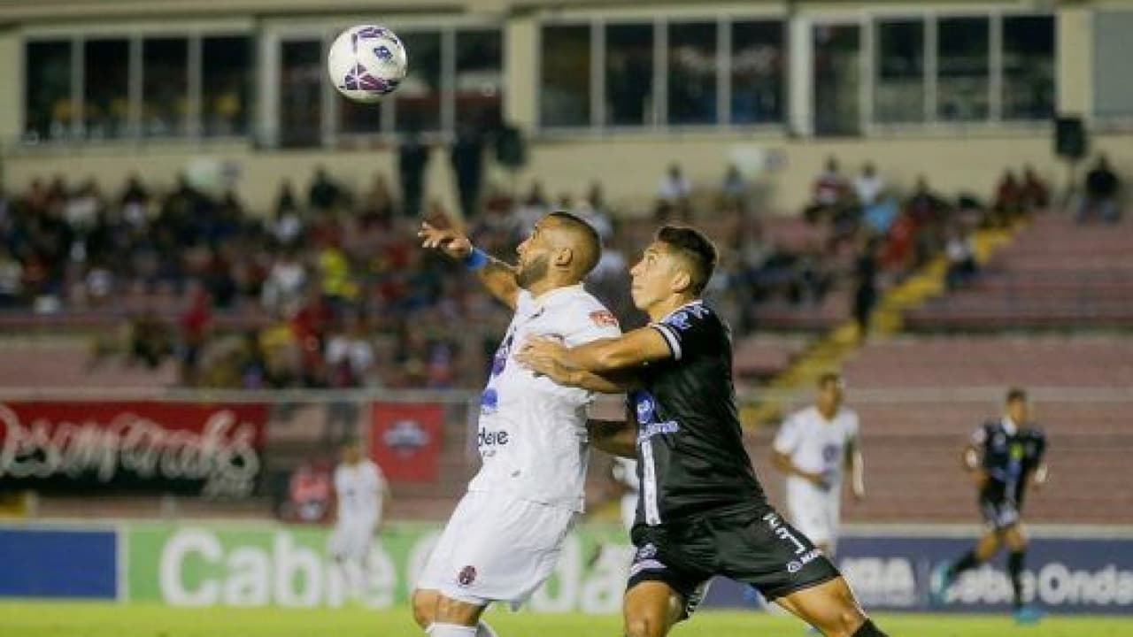 Torneo de futbol en Panamá sí se llevará a cabo