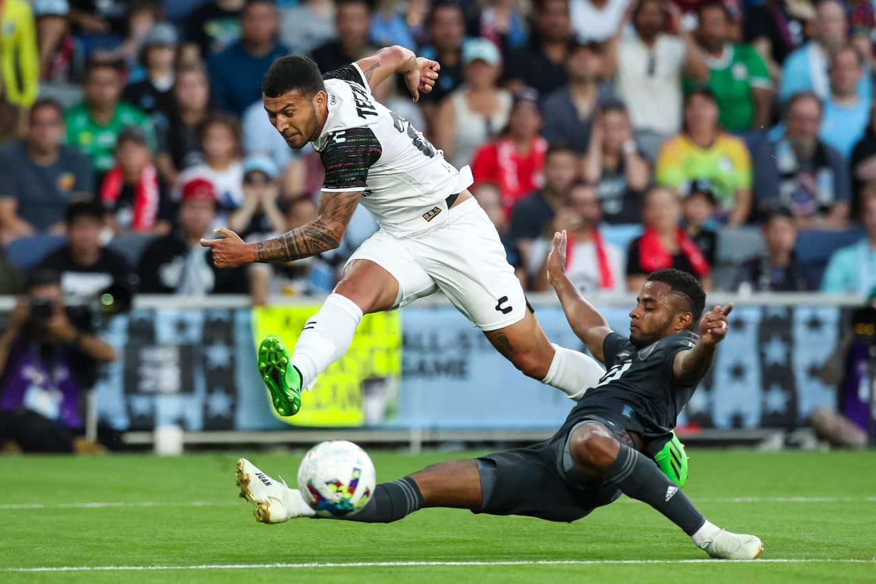Con goles de Vela y Ruidíaz, las estrellas de MLS vencieron por segundo año consecutivo al equipo de estrellas de la Liga MX que se cansó de fallar a lo largo de los 90 minutos en gran partido en Minnesota.