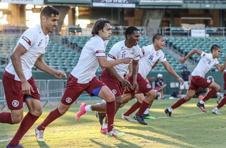 Cruz Azul juega partidos de preparación en Fresno, California, contra el Pachuca.