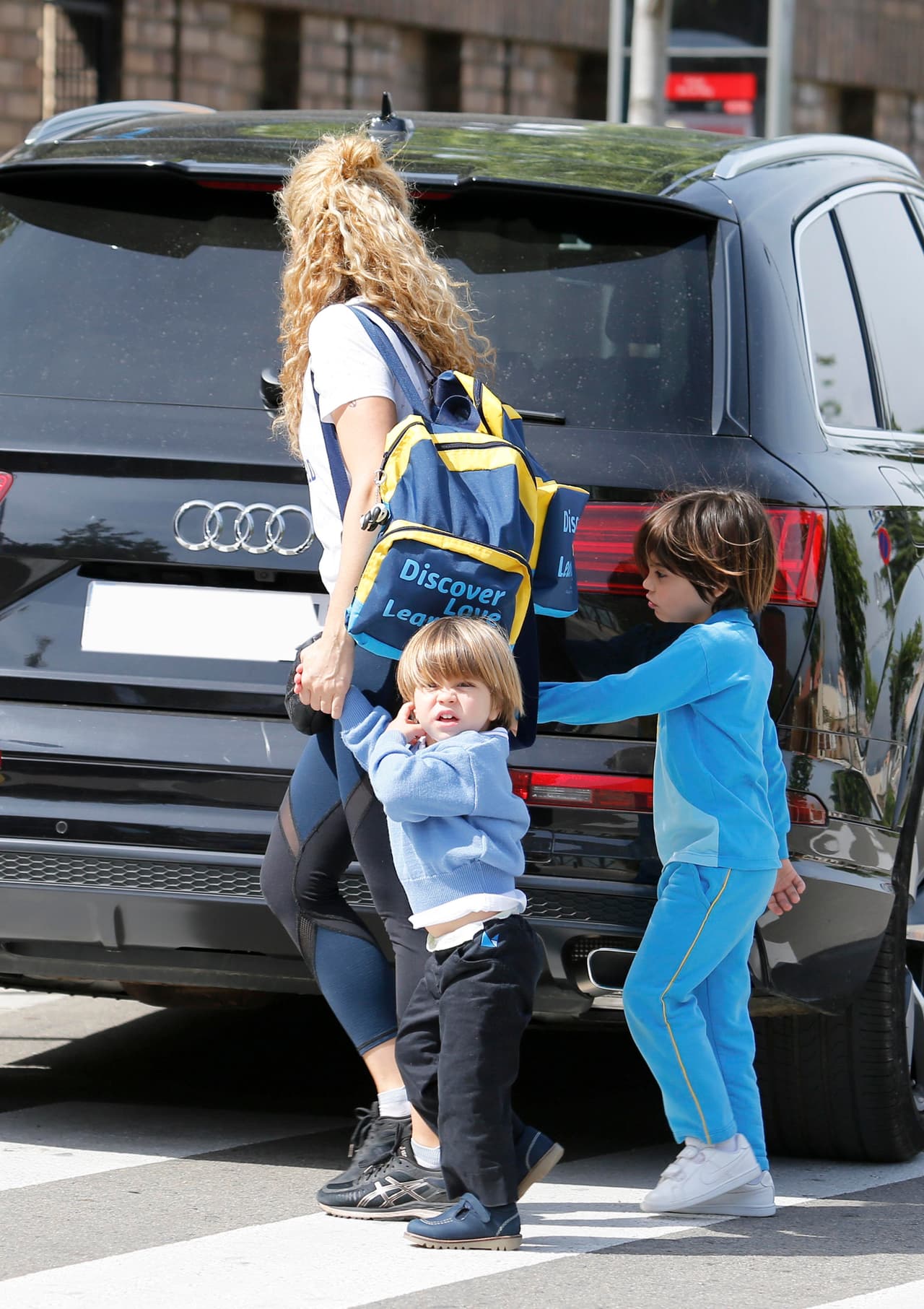 O a 
<b><a href="https://www.instagram.com/despiertamerica/?hl=es" target="_blank">instagram</a></b>, con el mismo hashtag.