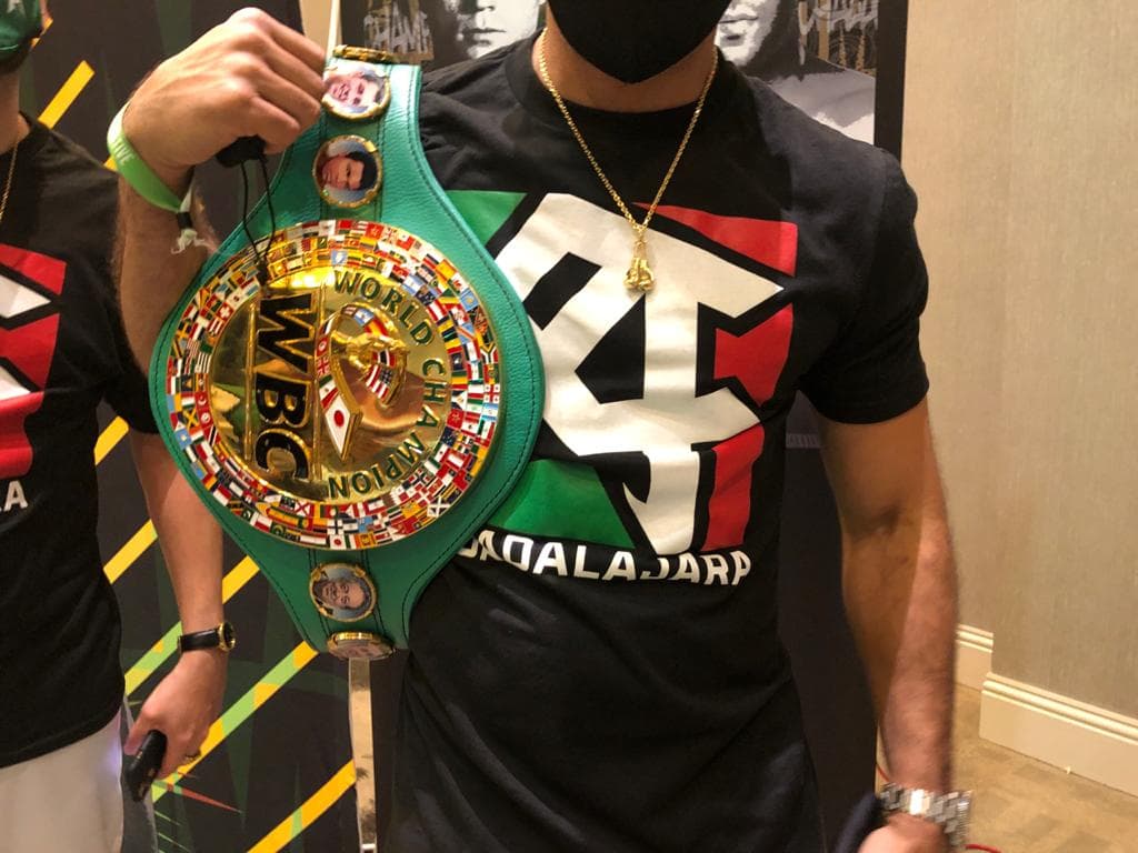 El turco Avni Yildirim y Saúl Álvarez se medirán el próximo 27 de febrero por el título mundial del peso supermediano del Consejo Mundial de Boxeo. El combate sucederá en Miami, en las instalaciones del Hard Rock Stadium.