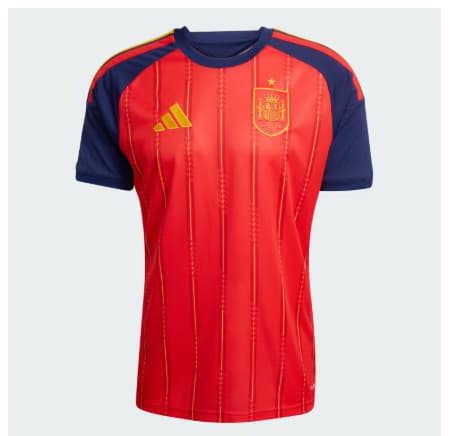Y aunque aún no están clasificados, también Adidas mostró los uniformes de conjuntos que seguramente veremos en la Copa del Mundo como España.