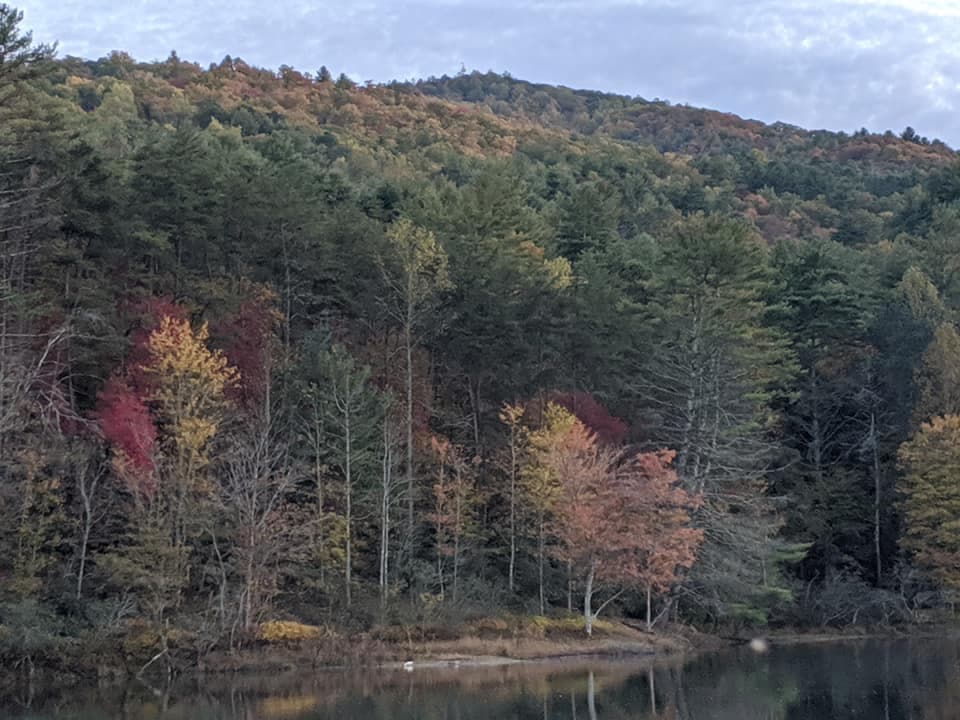 <b>Black Rock Mountain State Park</b>. A una altitud de 3,640 pies, Black Rock Mountain es el parque estatal a mayor altura de Georgia.