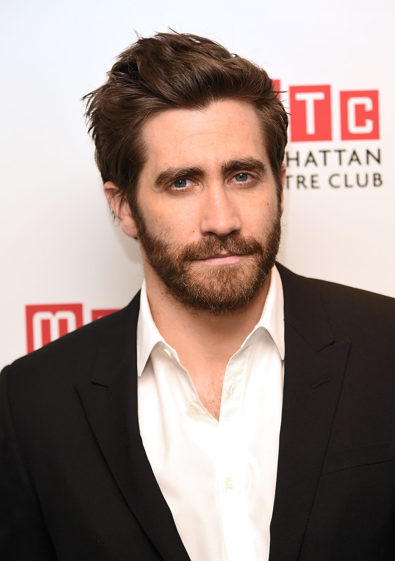 Jake Gyllenhaal ha tratado de alentar a la gente a que cuide el medio ambiente a través de programas que hablan sobre daños del cambio climático.