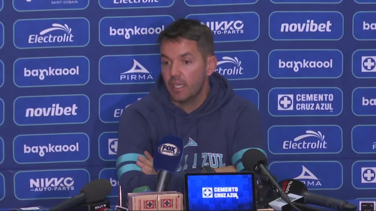 Nicolás Larcamón manda mensaje a Javier Aguirre respecto a Chiquete