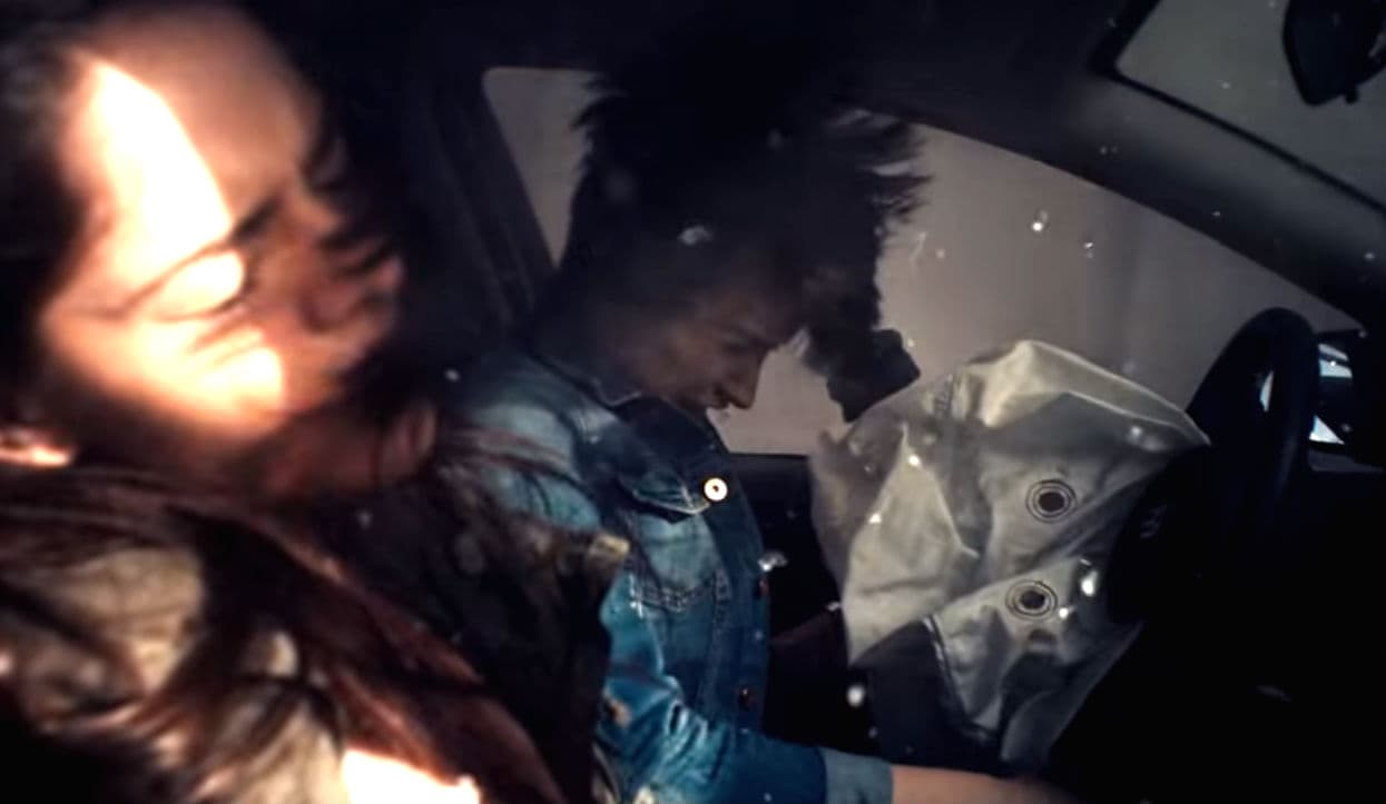 Distracciones causan ‘destrucciones’: no dejes que tus hijos se distraigan manejando